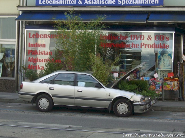 Strange car in the street (Graz)