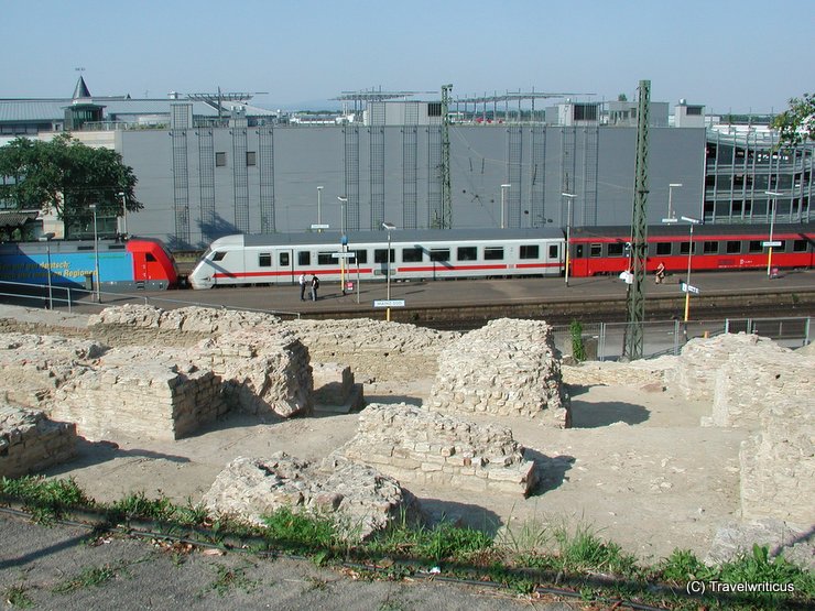 Ruine des römischen Theaters in Mainz, Deutschland