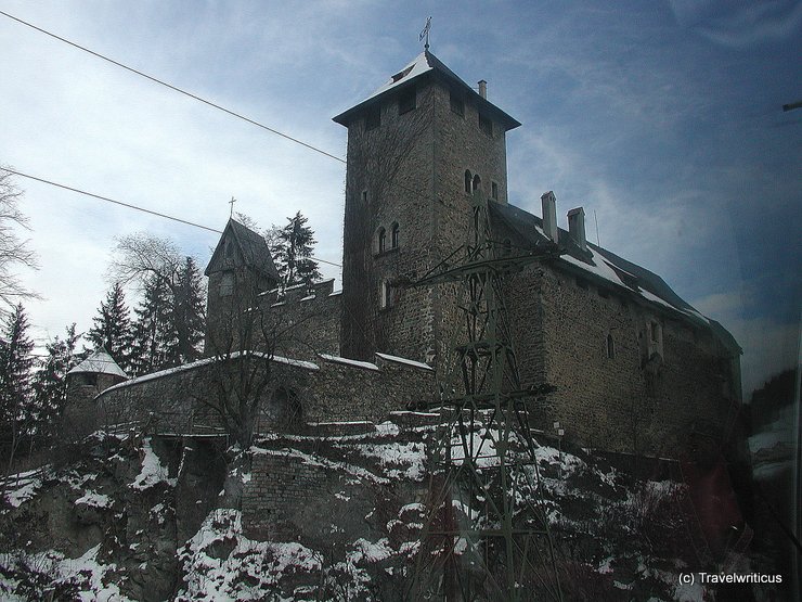Schlösser und Burgen im Bezirk Landeck